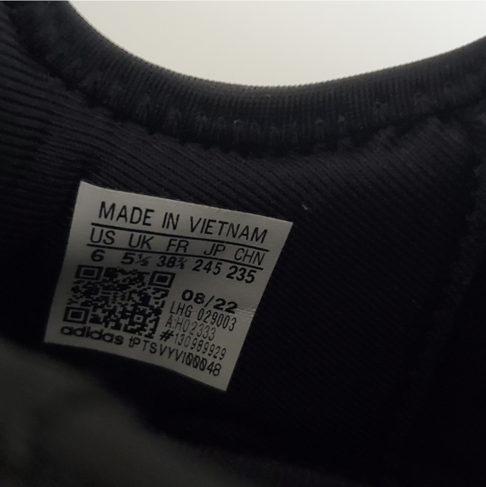 Adidas NMD_R1 black white size 7/7.5 - Picture 12 of 12